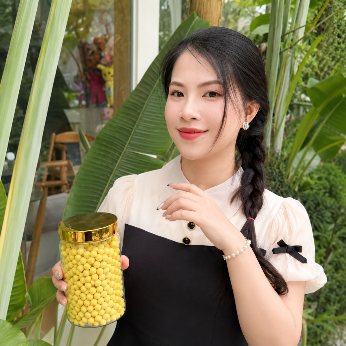 Ms. Le Ngoc Anh