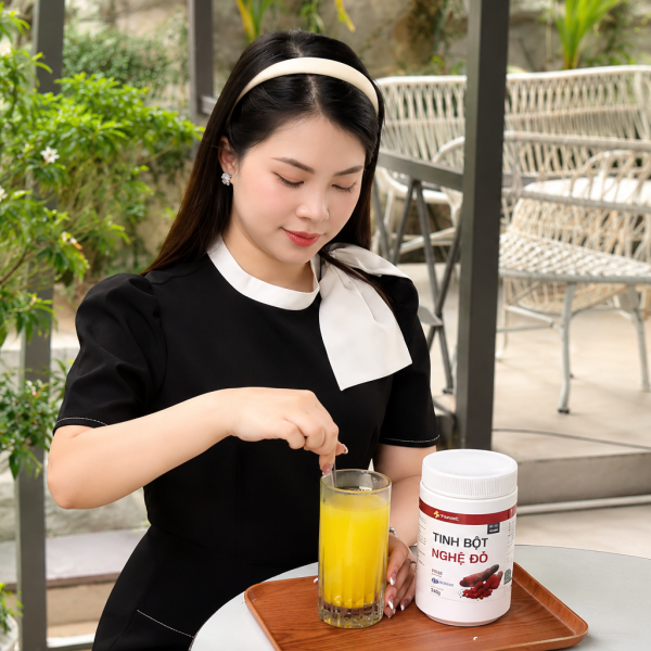 Tinh Bột Nghệ Đỏ Có Thực Sự Chỉ Giúp Đẹp Da?